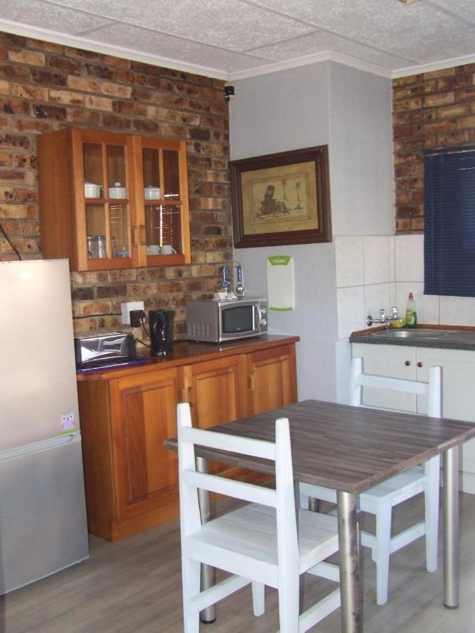 Kruger'S Guest House White River Bagian luar foto