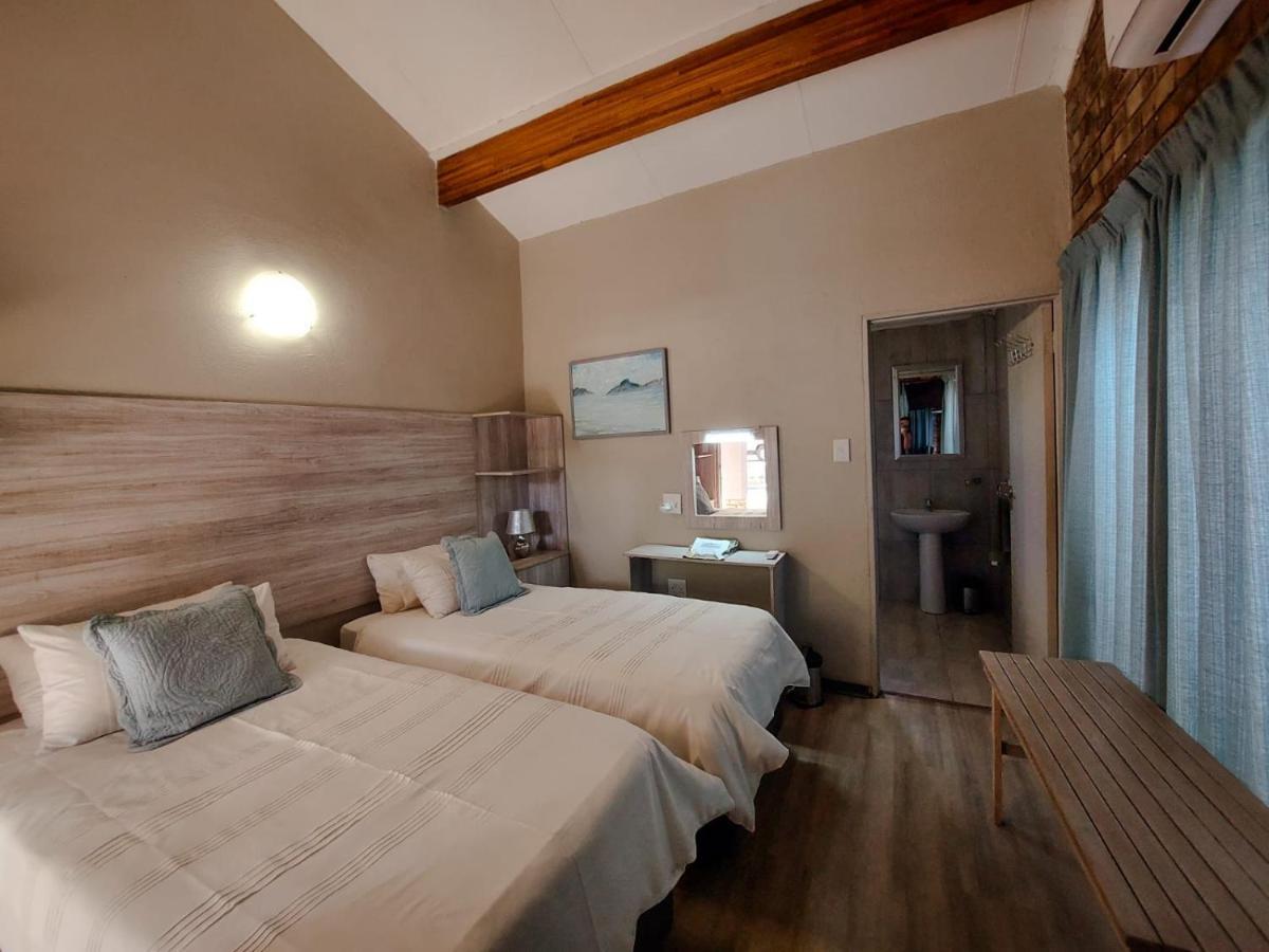 Kruger'S Guest House White River Bagian luar foto