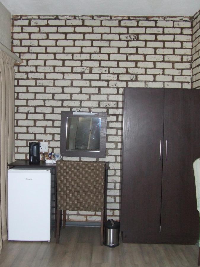 Kruger'S Guest House White River Bagian luar foto