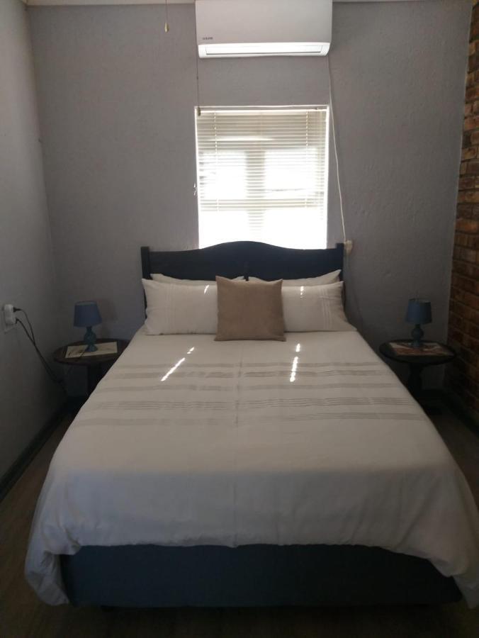 Kruger'S Guest House White River Bagian luar foto