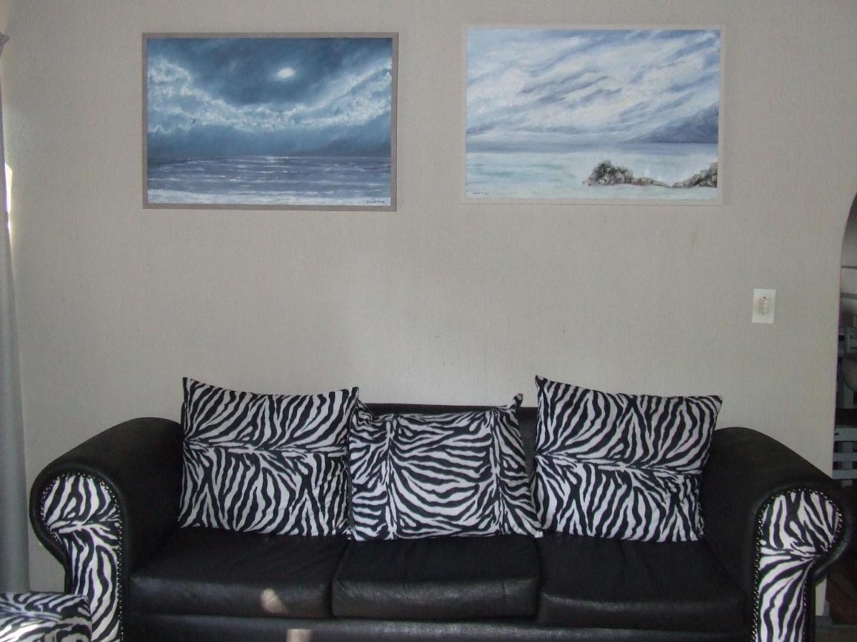 Kruger'S Guest House White River Bagian luar foto