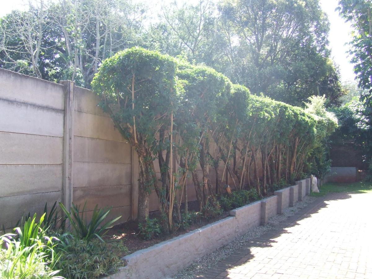 Kruger'S Guest House White River Bagian luar foto