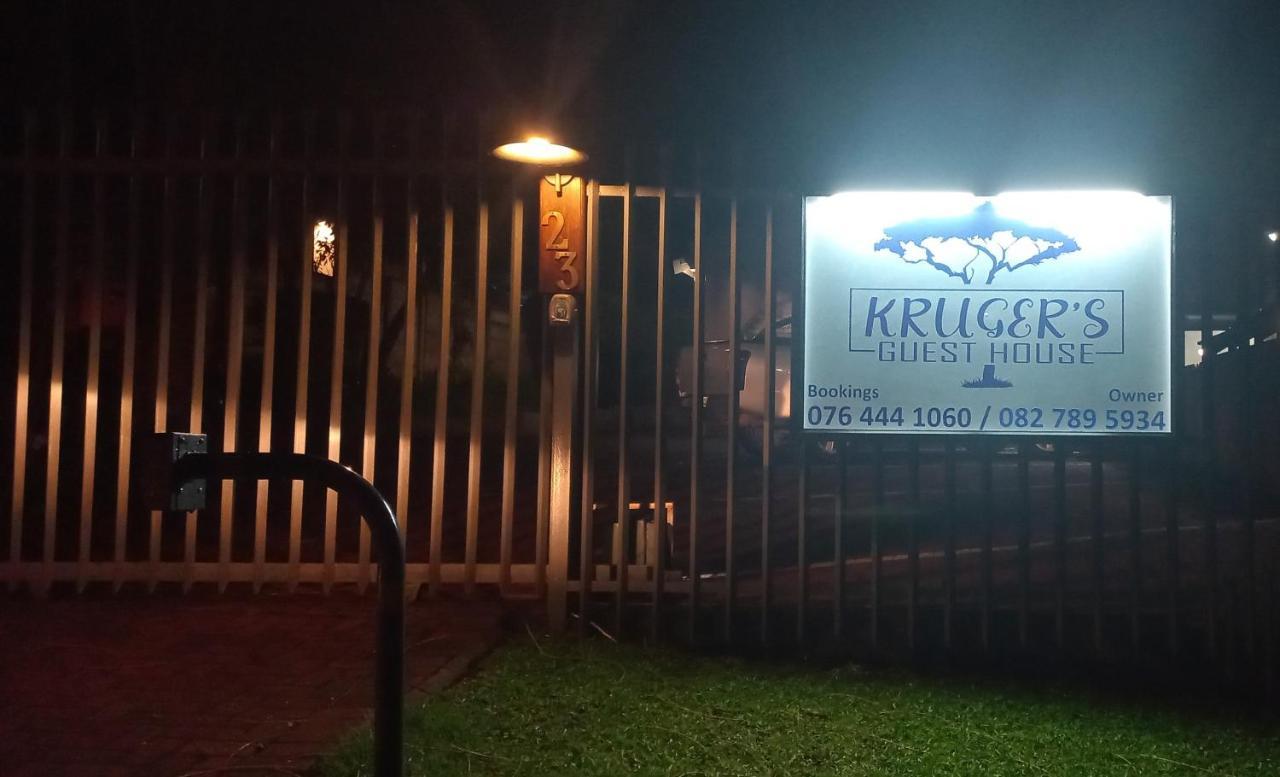 Kruger'S Guest House White River Bagian luar foto